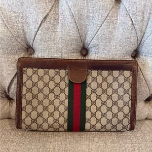 Vintage Gucci Sherry Line Clutch